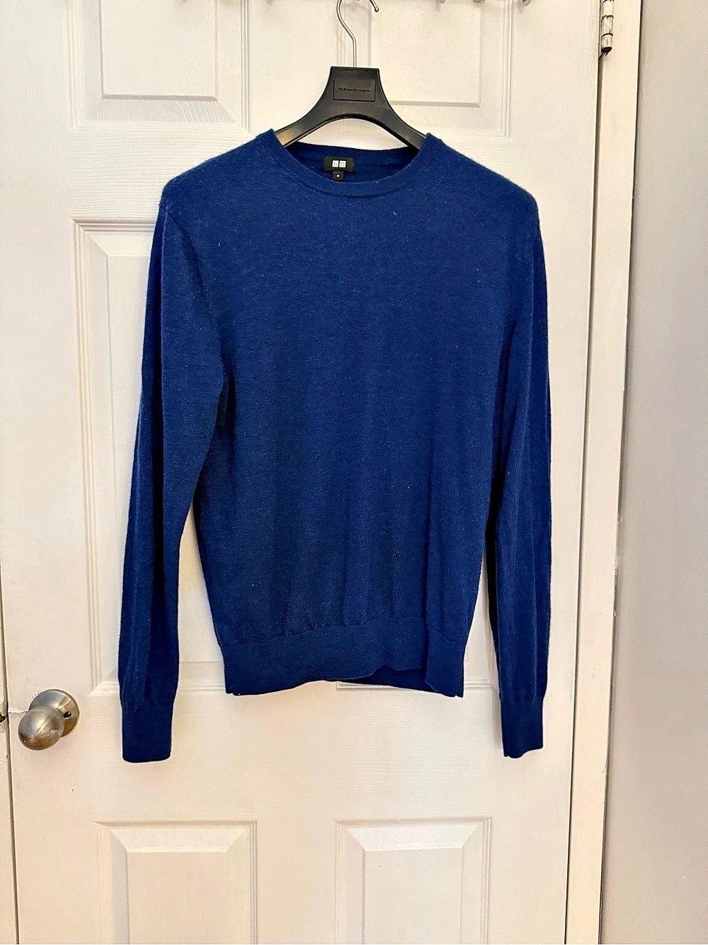 Uniqlo Extra Fine Merino Wool Crew Neck Sweater Blue Medium